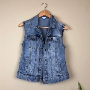 Jean Vest